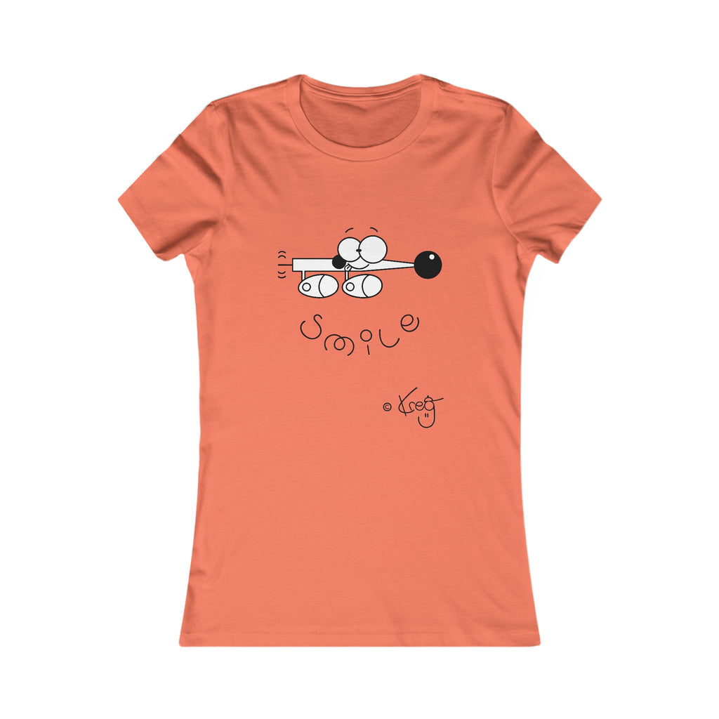 SMILE WIENER DOG,Women's Favorite Tee