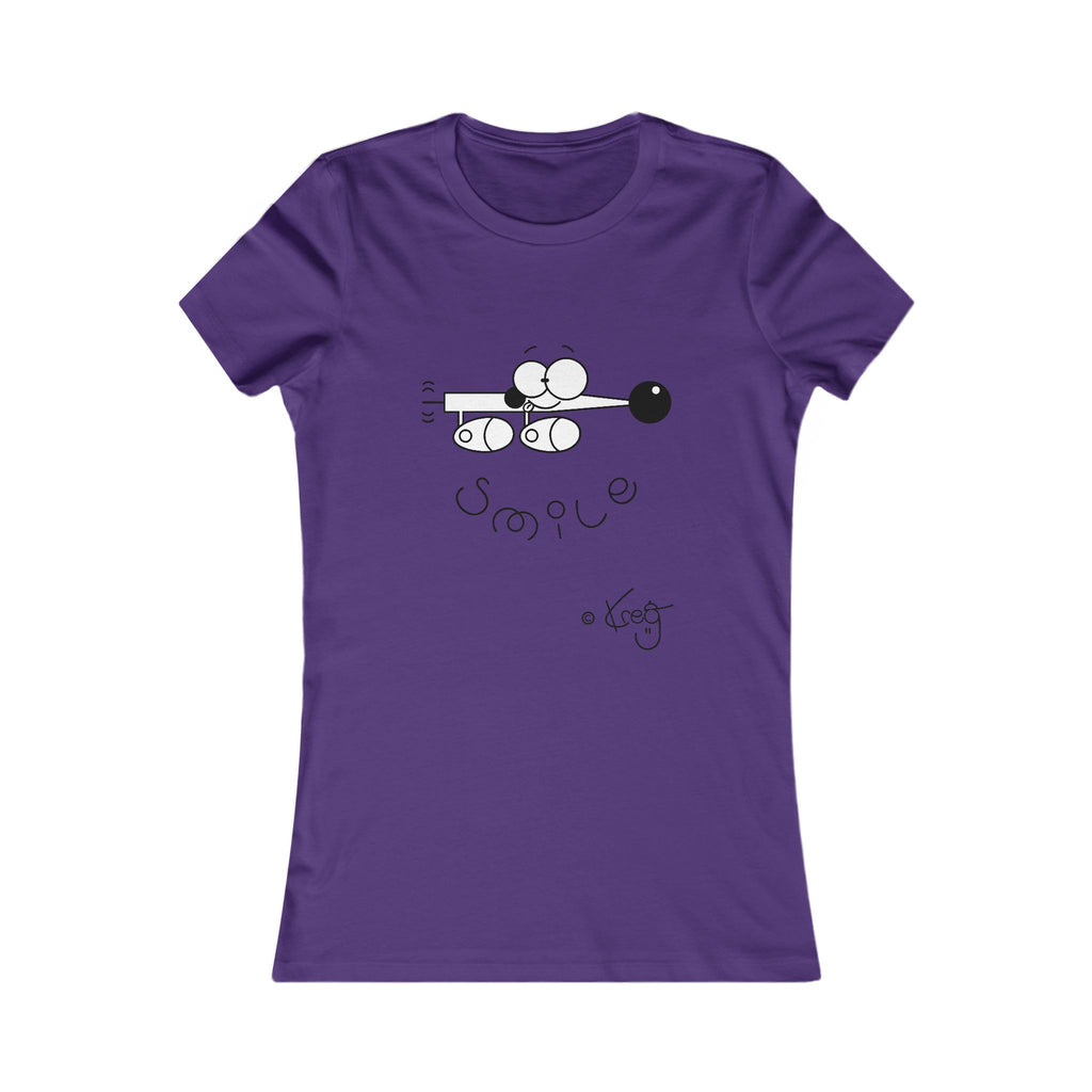 SMILE WIENER DOG,Women's Favorite Tee