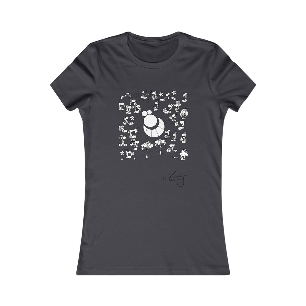 STREET ART PERFORMANCE,Women's Favorite Tee