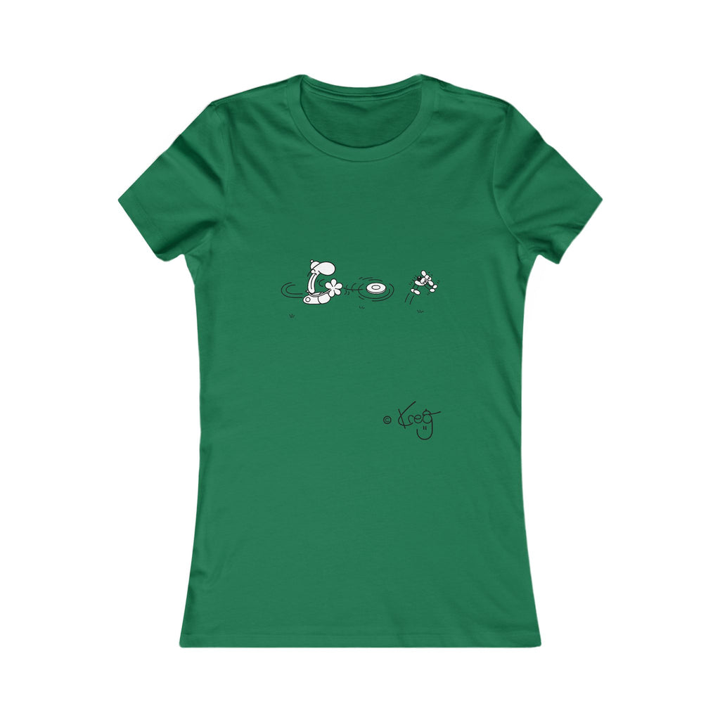FREDDY FRISBEE DOG,Women's Favorite Tee