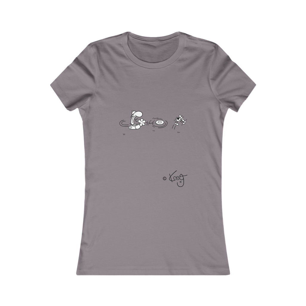 FREDDY FRISBEE DOG,Women's Favorite Tee