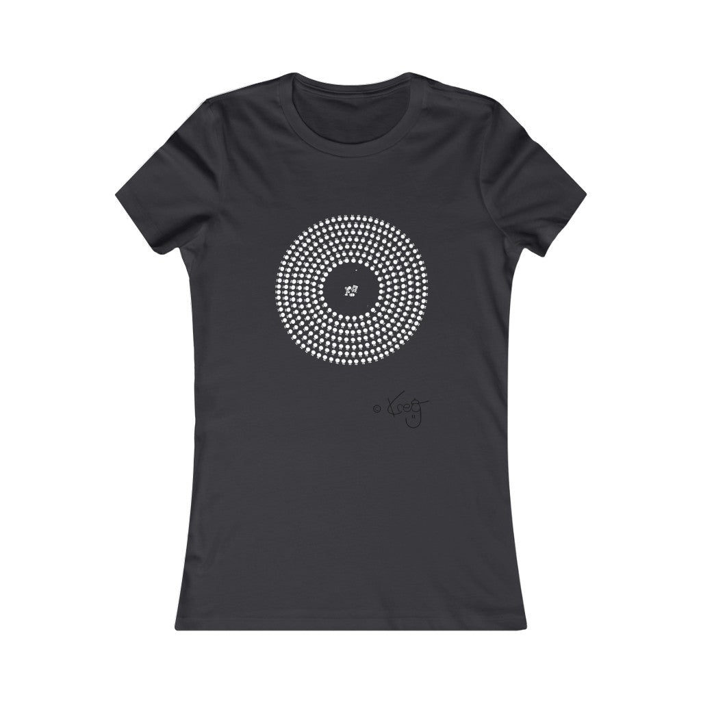 Circle Artist,Women's Favorite Tee